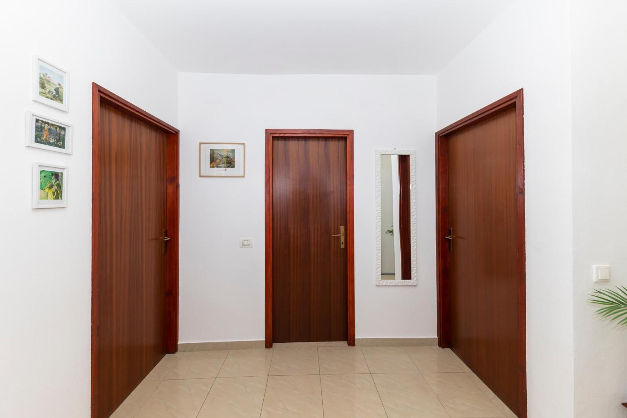 Nea Apartman