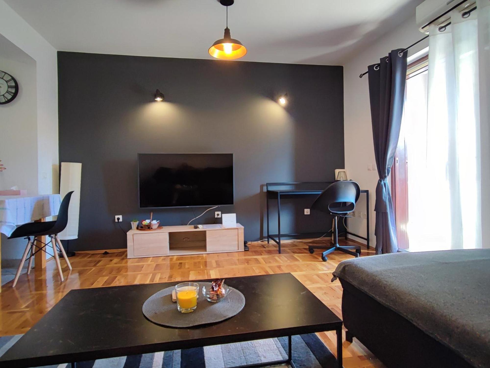 Nea Apartment